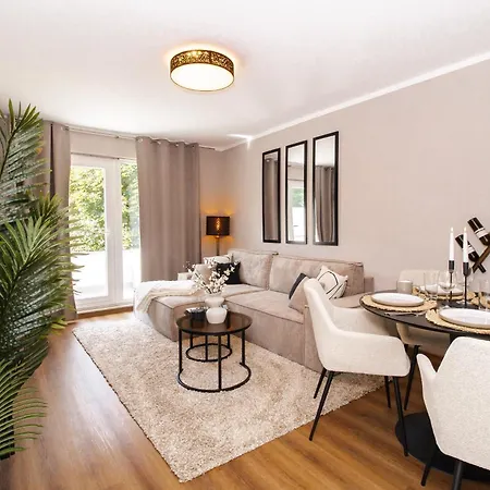 Apartamento Geheimtipp Fuer Familien - Neueroeffnung - Garage & E-ladestation Klotten